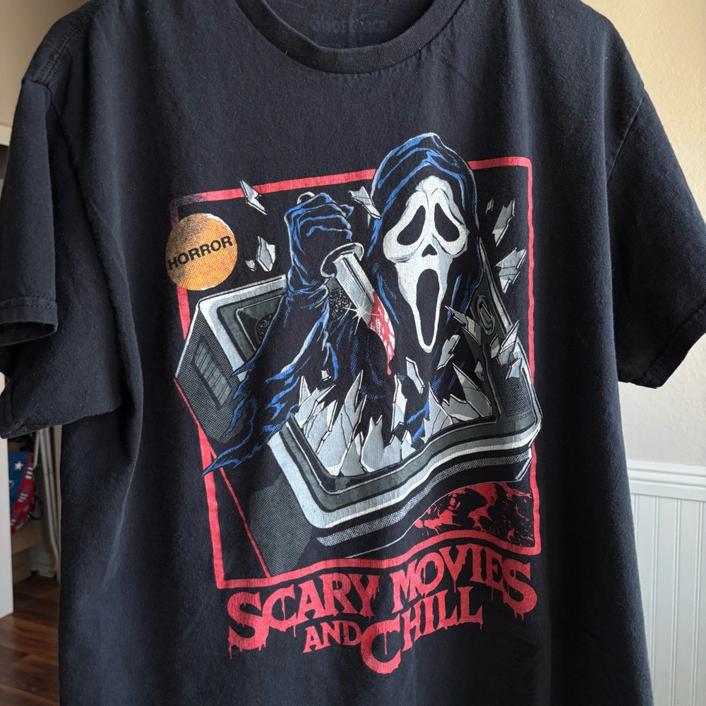 Large Scary Movies and Chill Graphic Tee - Black with Red & White Print